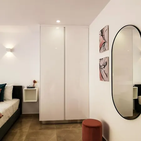 Phaedrus Living: Luxury Maisonette Lighthouse 60 * Pafos