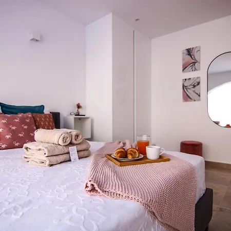 Phaedrus Living: Luxury Maisonette Lighthouse 60 Apartament *