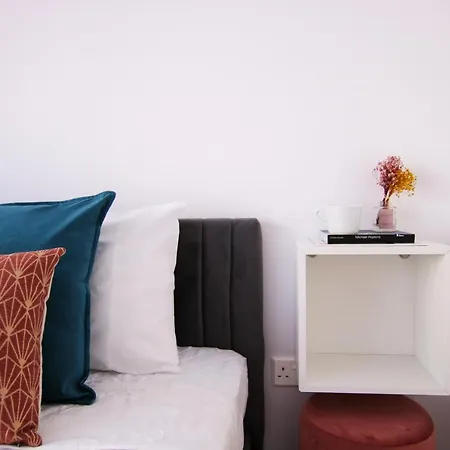 Phaedrus Living: Luxury Maisonette Lighthouse 60 Appartement Paphos
